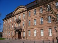 Abbildung 10: Das Heiligenstädter Barock-Schloss wurde 1736/38 für den kurmainzischen Statthalter erbaut. Heute ist es Sitz des Landratsamtes